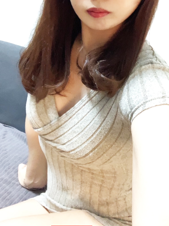新名-にいな-